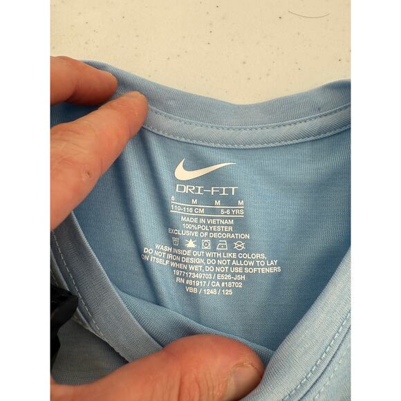 NWT Nike Boy's Kid's 4 Piece Set, Shorts & T-Shirt, Outfit, Size 6 - Picture 5 of 13